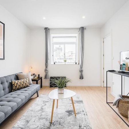 Guestready - Japandi-Chic Home In Central Porto Luaran gambar