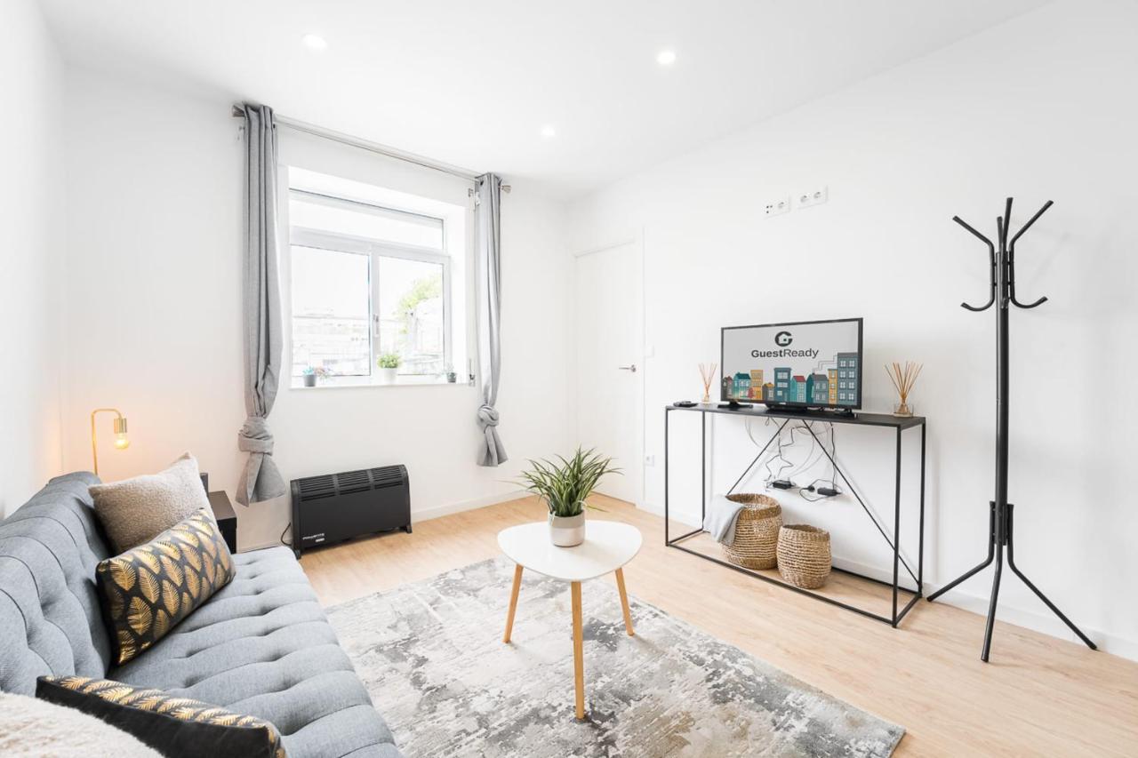 Guestready - Japandi-Chic Home In Central Porto Luaran gambar