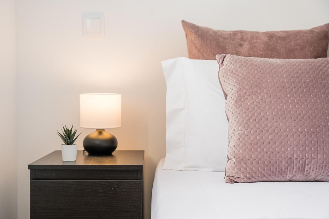 Guestready - Japandi-Chic Home In Central Porto Luaran gambar