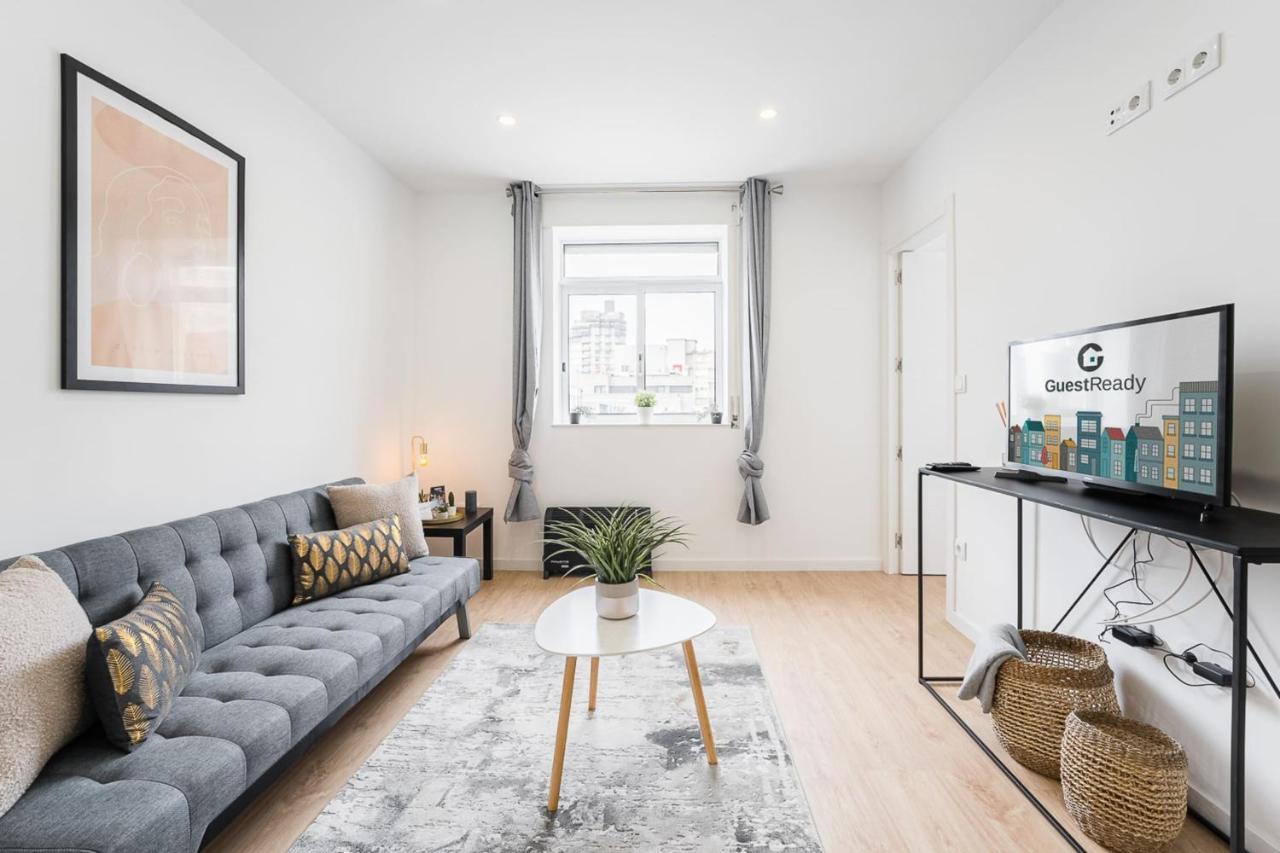 Guestready - Japandi-Chic Home In Central Porto Luaran gambar