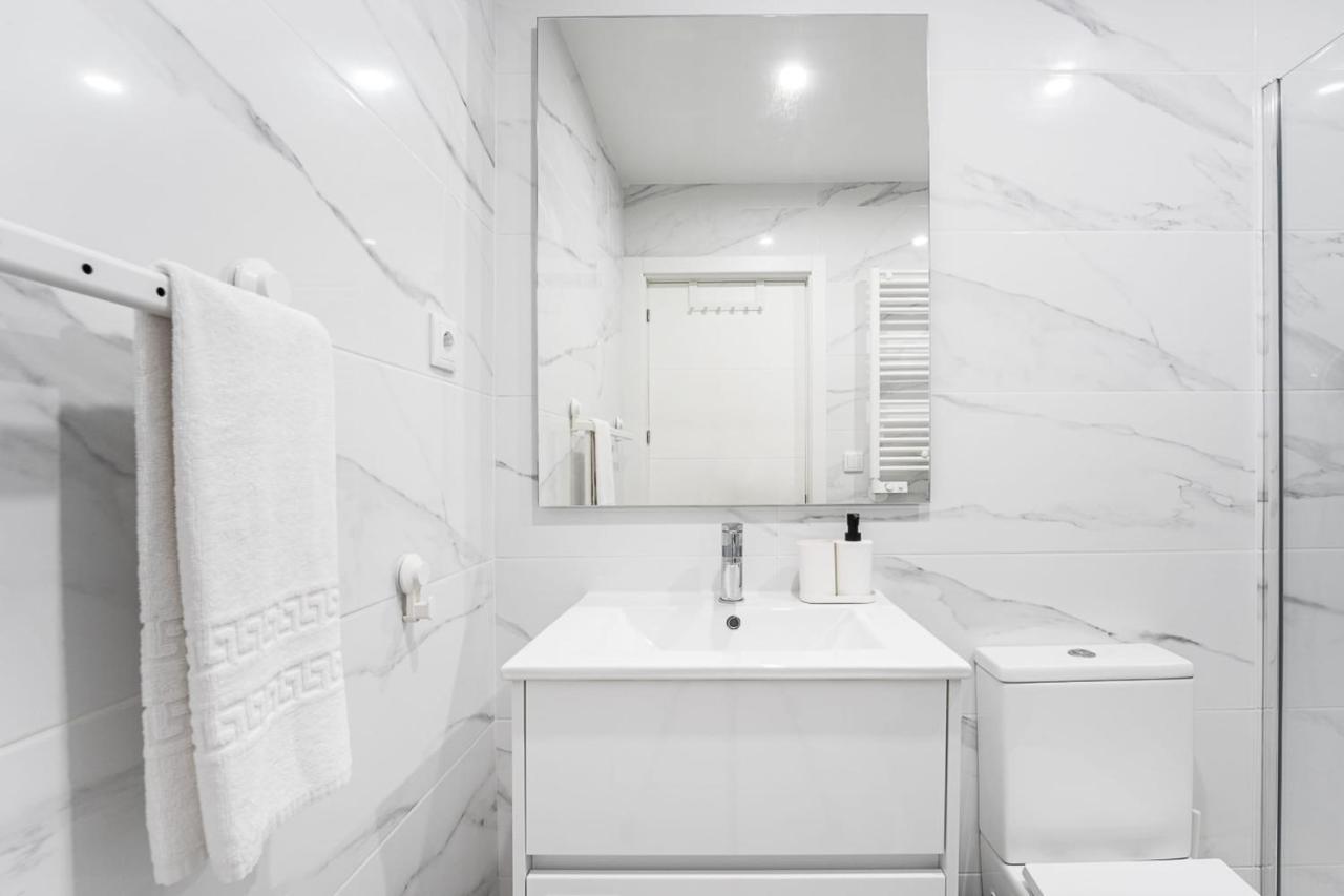 Guestready - Japandi-Chic Home In Central Porto Luaran gambar